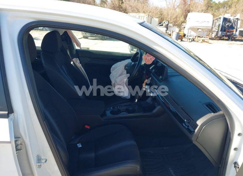 Photo 5 of 2022 Honda Civic SPORT (VIN 2HGFE2F53NH609677)