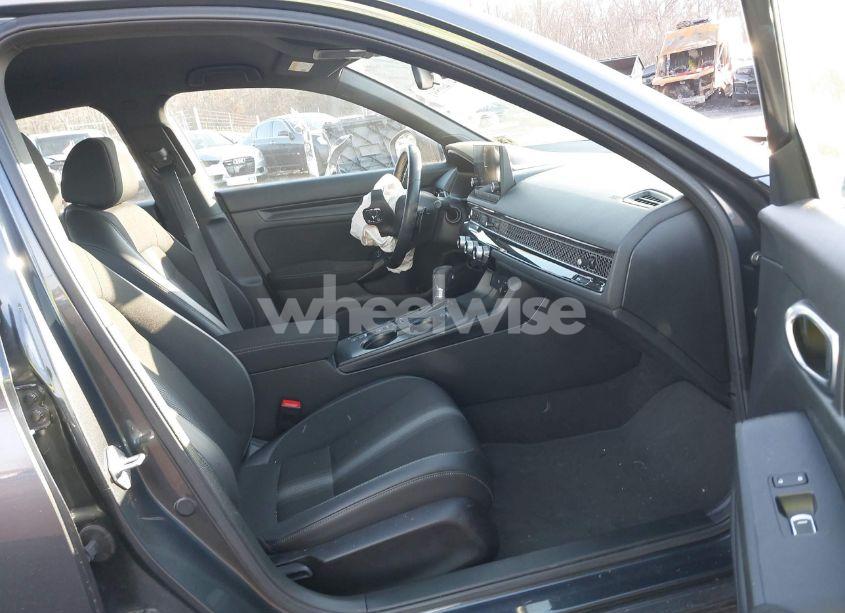 Photo 5 of 2023 Honda Civic SPORT (VIN 2HGFE2F53PH541304)