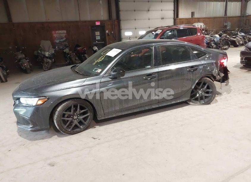 Photo 2 of 2024 Honda Civic SPORT (VIN 2HGFE2F53RH501422)