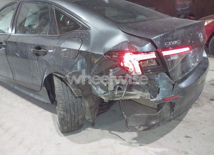 Photo 6 of 2024 Honda Civic SPORT (VIN 2HGFE2F53RH501422)