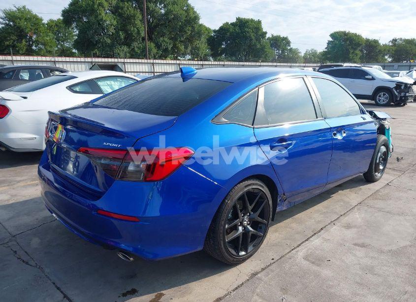 Photo 4 of 2024 Honda Civic SPORT (VIN 2HGFE2F53RH546621)