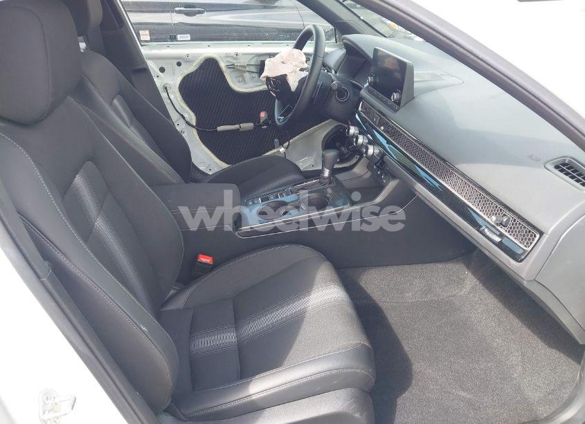 Photo 5 of 2025 Honda Civic SPORT (VIN 2HGFE2F53SH547032)