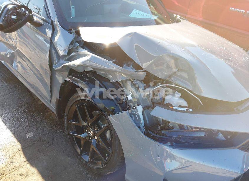 Photo 6 of 2025 Honda Civic SPORT (VIN 2HGFE2F53SH556961)