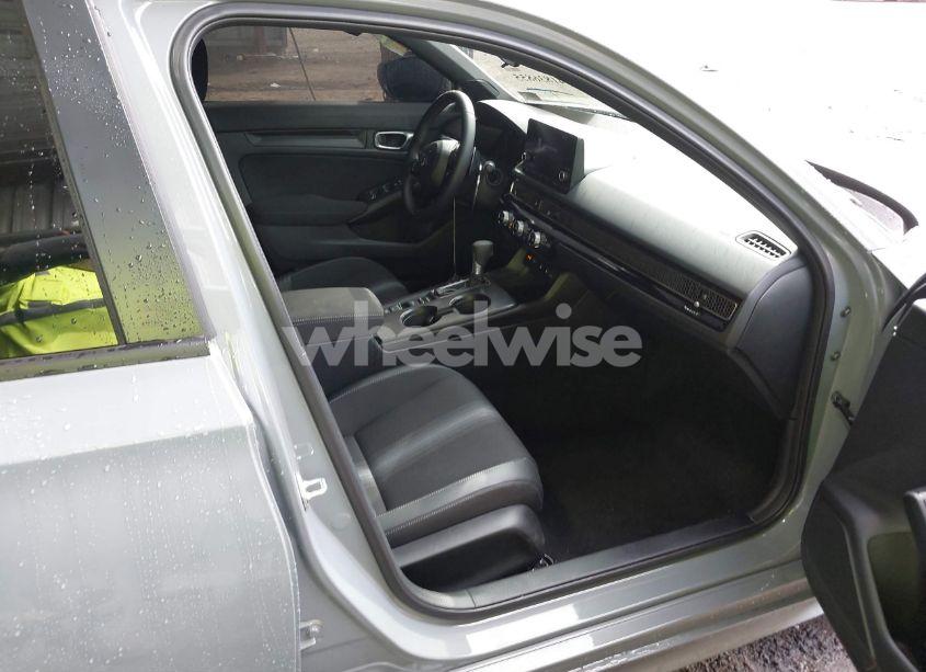 Photo 5 of 2025 Honda Civic SPORT (VIN 2HGFE2F53SH569192)