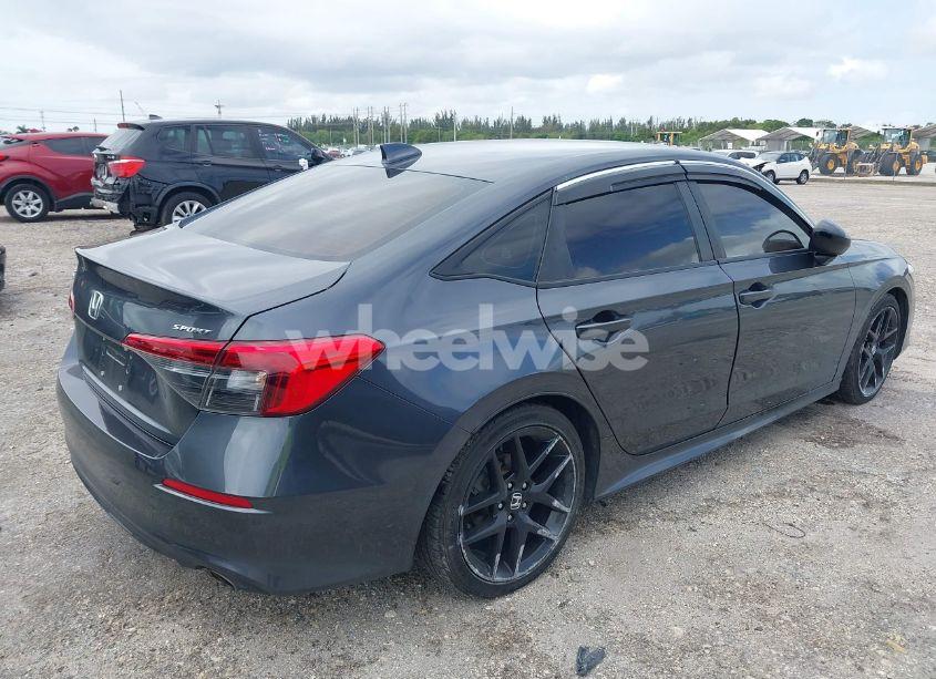 Photo 4 of 2022 Honda Civic SPORT (VIN 2HGFE2F54NH552793)