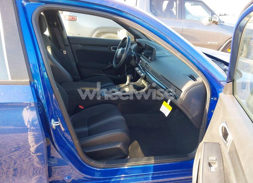 Photo 5 of 2024 Honda Civic SPORT (VIN 2HGFE2F54RH516558)