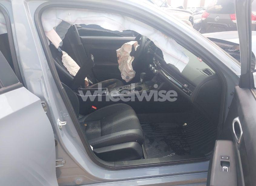 Photo 5 of 2024 Honda Civic SPORT (VIN 2HGFE2F54RH534512)