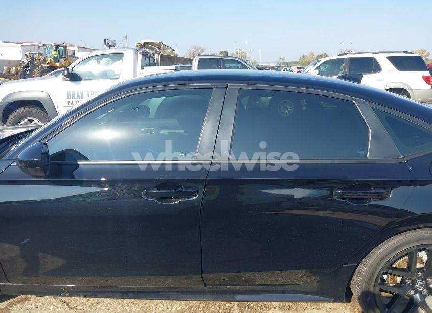 Photo 14 of 2024 Honda Civic SPORT (VIN 2HGFE2F54RH553447)