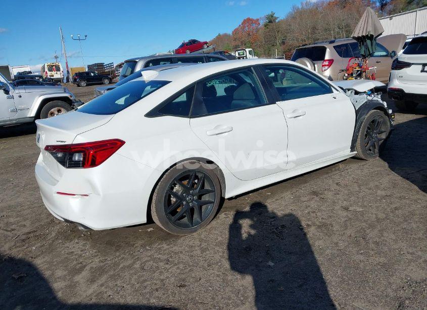 Photo 4 of 2024 Honda Civic SPORT (VIN 2HGFE2F54RH560348)