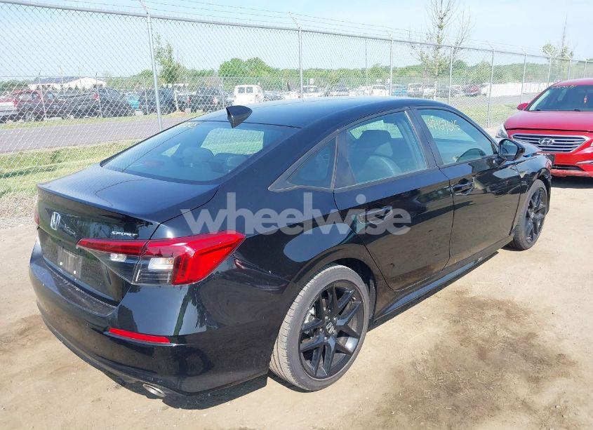 Photo 4 of 2024 Honda Civic SPORT (VIN 2HGFE2F54RH575030)