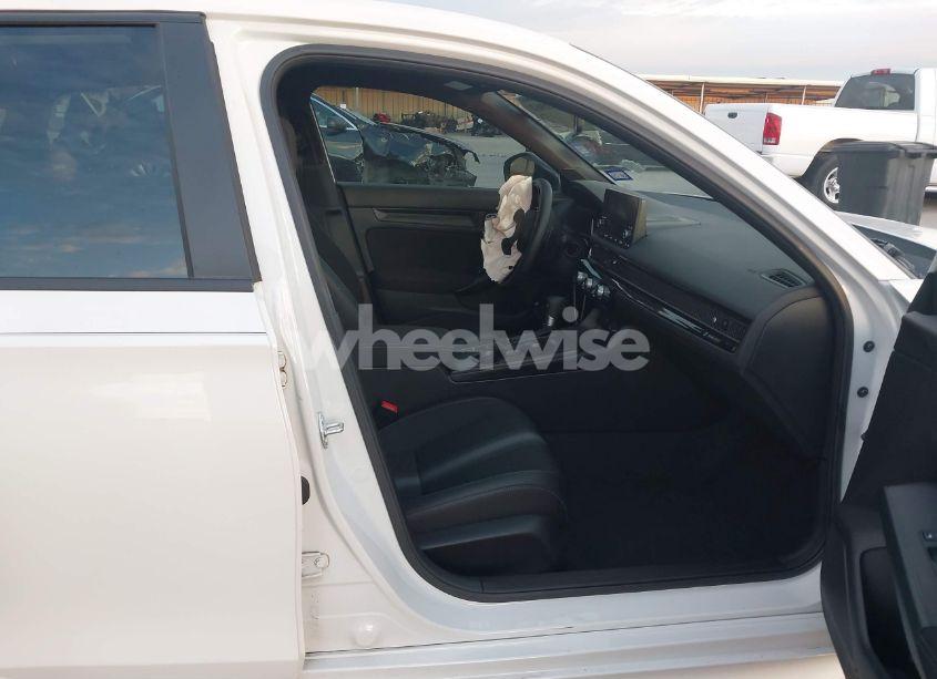 Photo 5 of 2024 Honda Civic SPORT (VIN 2HGFE2F54RH587548)