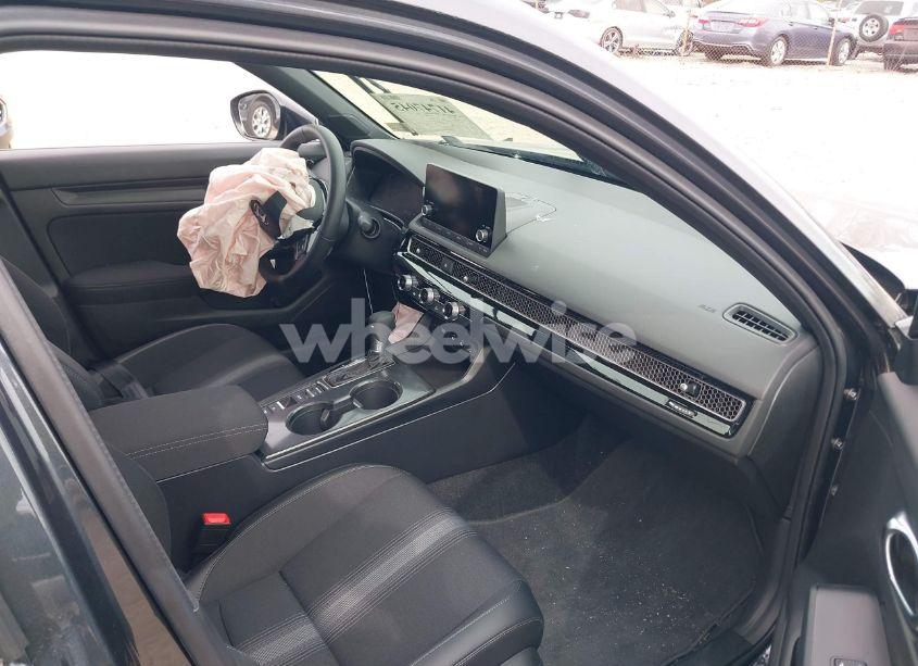 Photo 5 of 2025 Honda Civic SPORT (VIN 2HGFE2F54SH530837)