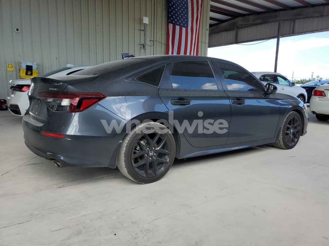 Photo 3 of 2025 HONDA CIVIC SPORT (VIN 2HGFE2F54SH568844)