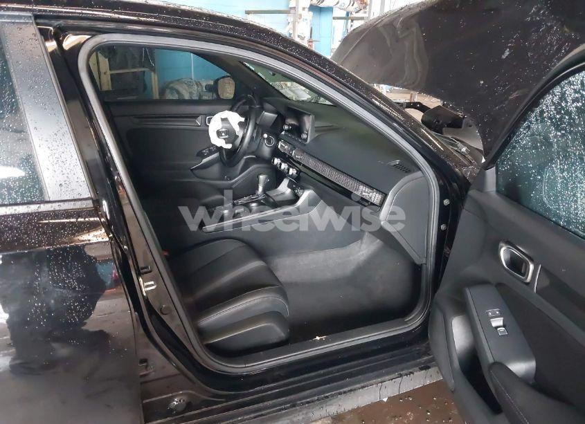 Photo 5 of 2022 Honda Civic SPORT (VIN 2HGFE2F55NH561132)