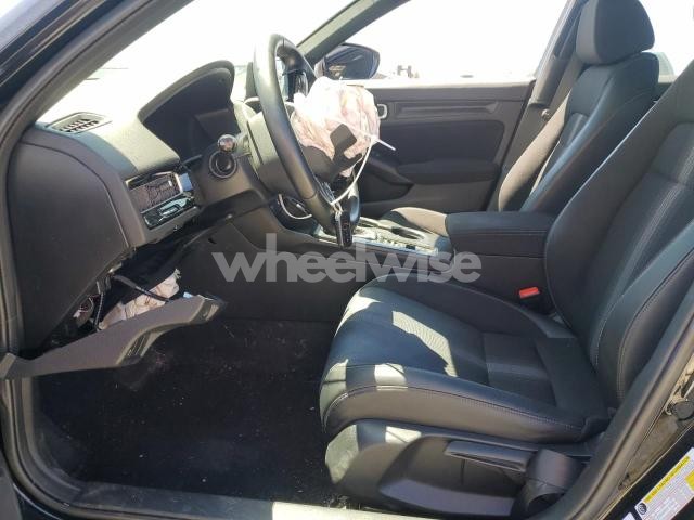 Photo 4 of 2022 HONDA CIVIC SPORT (VIN 2HGFE2F55NH581218)