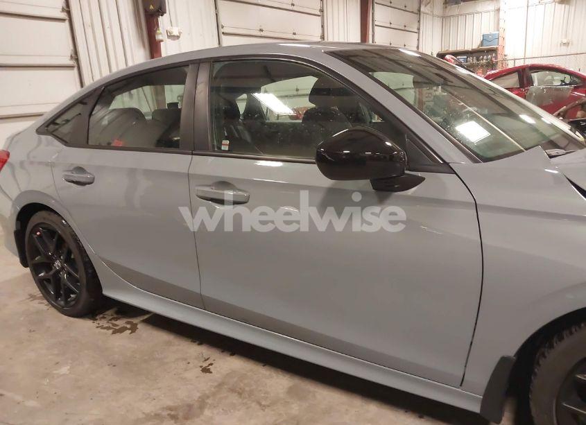 Photo 13 of 2024 Honda Civic SPORT (VIN 2HGFE2F55RH541632)