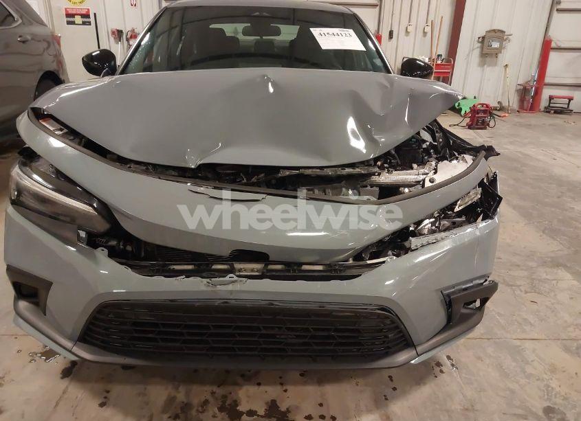 Photo 6 of 2024 Honda Civic SPORT (VIN 2HGFE2F55RH541632)