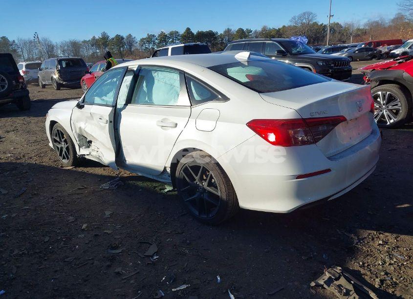 Photo 3 of 2024 Honda Civic SPORT (VIN 2HGFE2F55RH547253)