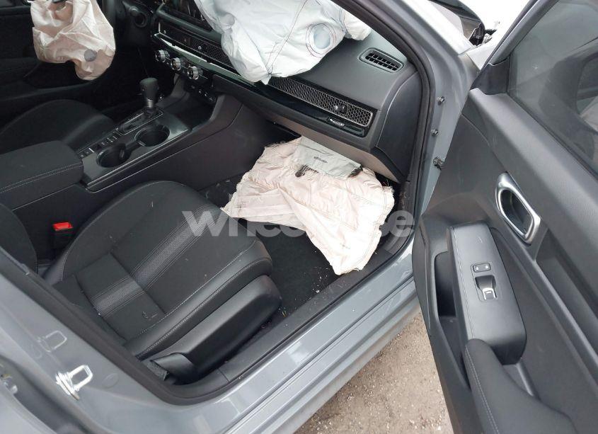 Photo 5 of 2025 Honda Civic SPORT (VIN 2HGFE2F55SH530278)