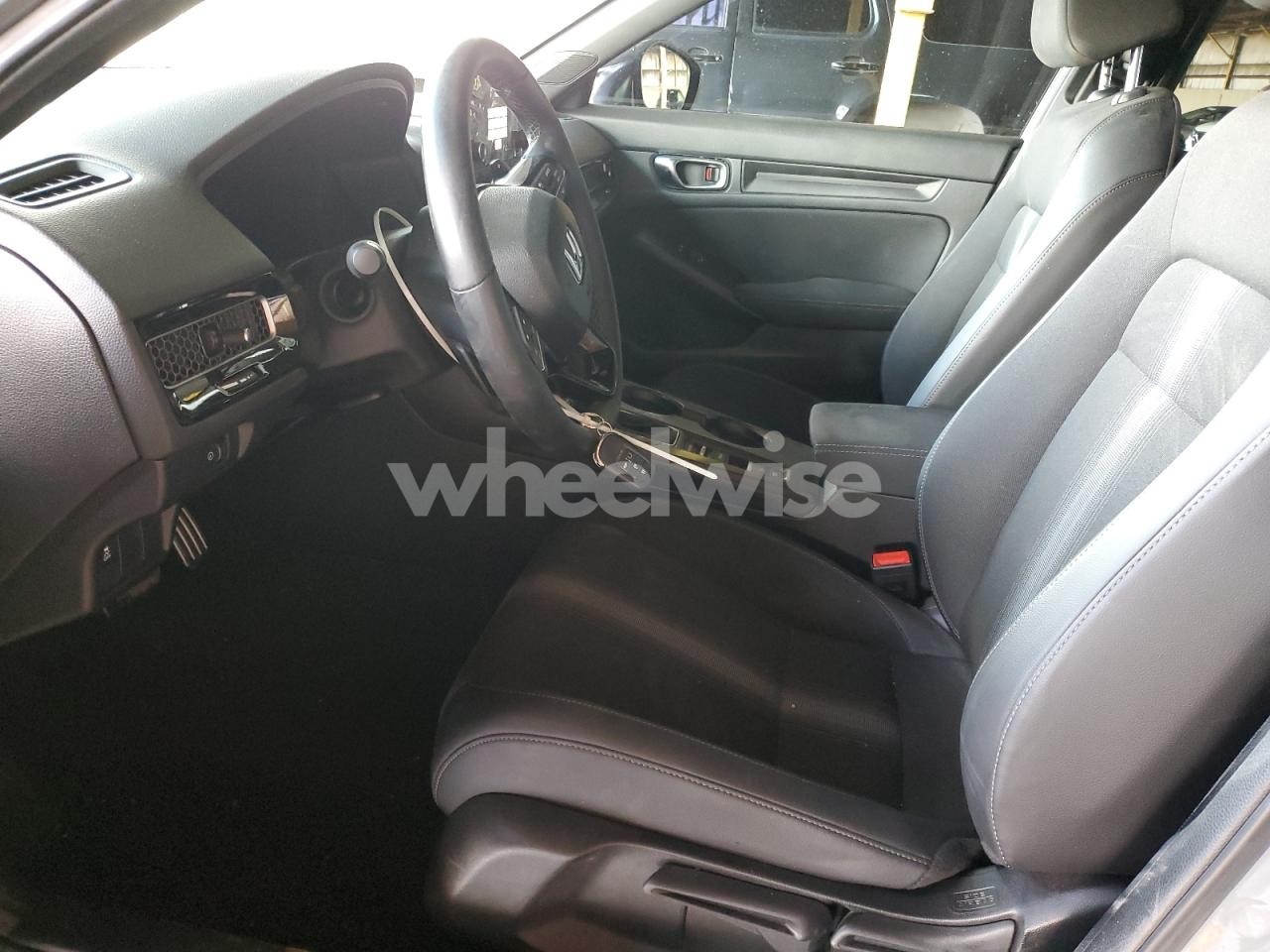 Photo 7 of 2025 HONDA CIVIC SPORT (VIN 2HGFE2F55SH590853)