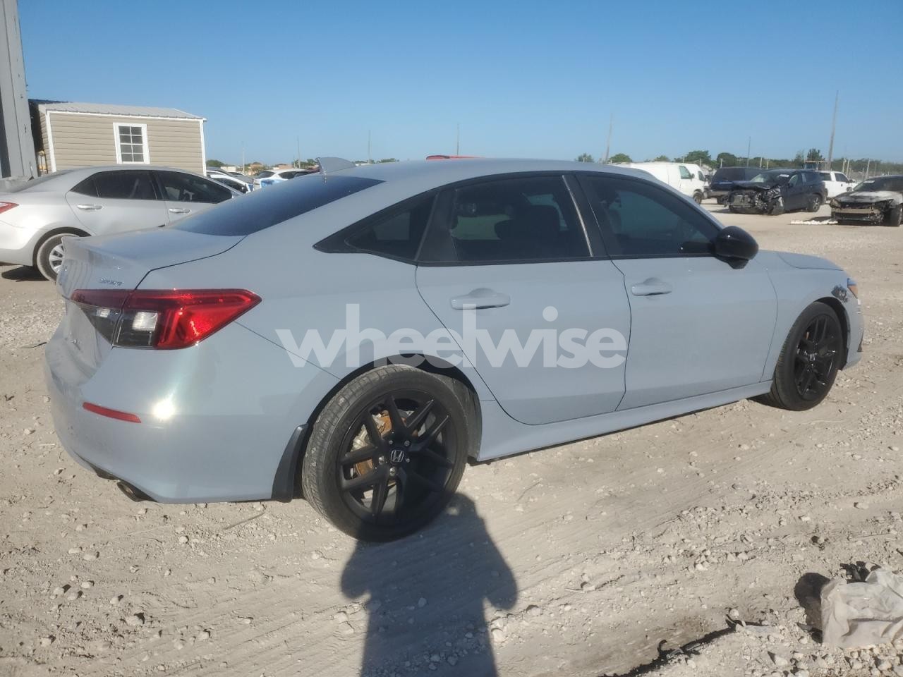 Photo 3 of 2022 HONDA CIVIC SPORT (VIN 2HGFE2F56NH527832)
