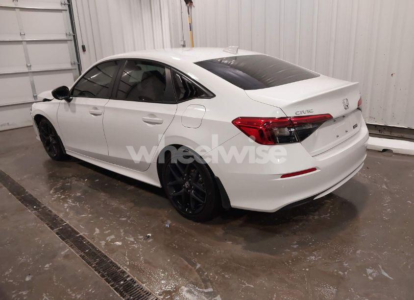 Photo 3 of 2022 Honda Civic SPORT (VIN 2HGFE2F56NH581471)