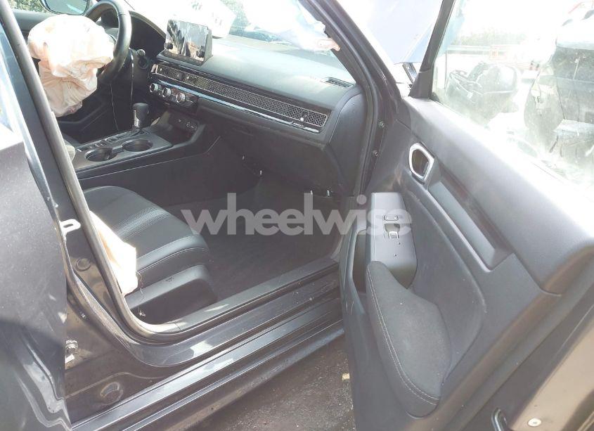 Photo 5 of 2024 Honda Civic SPORT (VIN 2HGFE2F56RH511040)