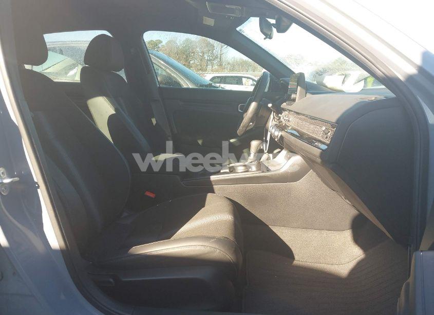 Photo 5 of 2024 Honda Civic SPORT (VIN 2HGFE2F56RH511863)