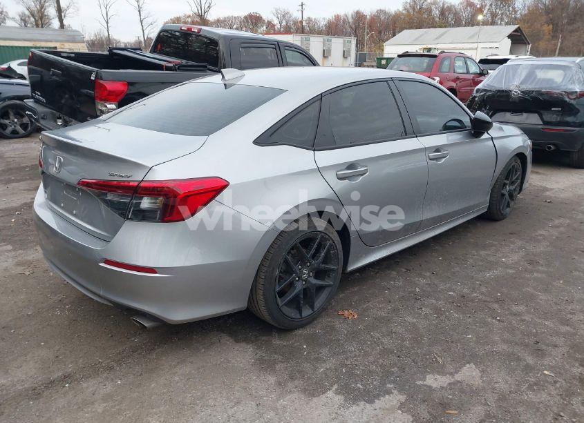 Photo 4 of 2024 Honda Civic SPORT (VIN 2HGFE2F56RH527318)