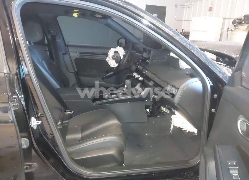 Photo 5 of 2024 Honda Civic SPORT (VIN 2HGFE2F56RH537881)