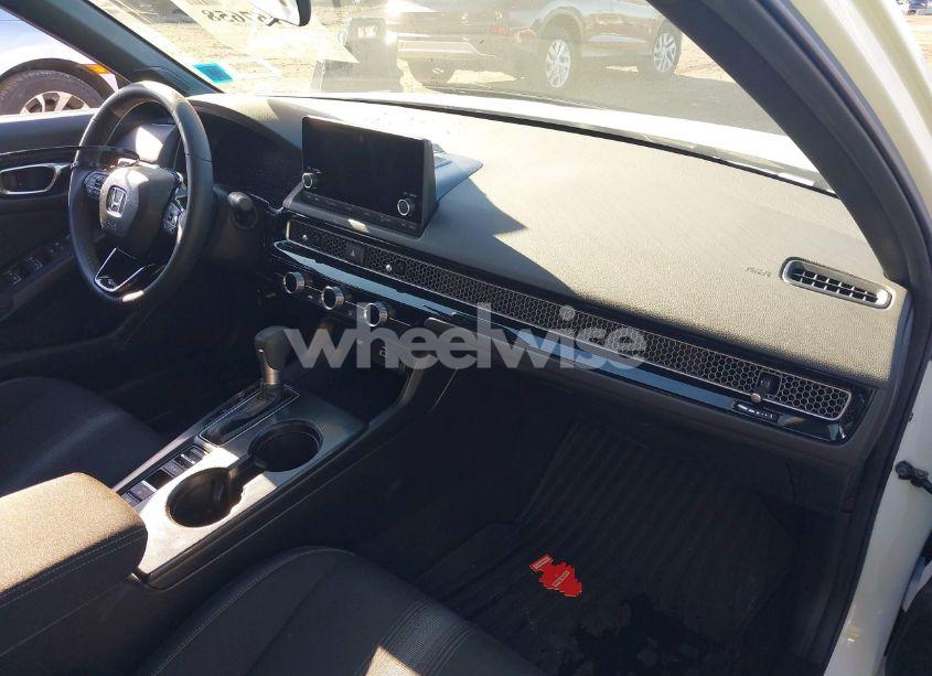 Photo 5 of 2024 Honda Civic SPORT (VIN 2HGFE2F56RH567401)