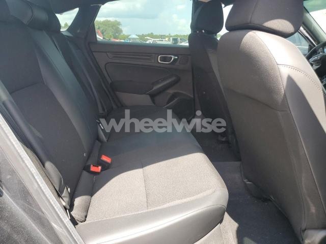 Photo 2 of 2024 HONDA CIVIC SPORT (VIN 2HGFE2F56RH569021)