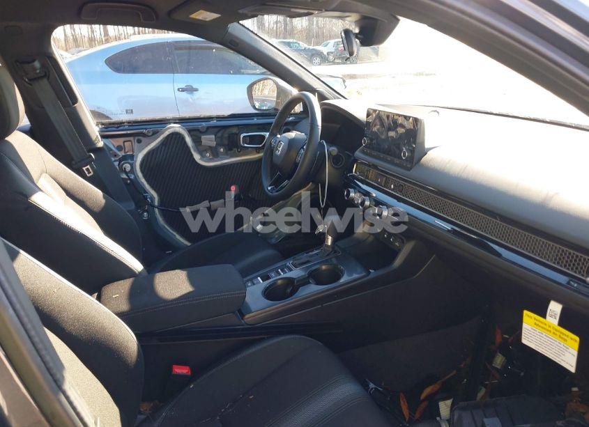 Photo 5 of 2025 Honda Civic SPORT (VIN 2HGFE2F56SH514977)