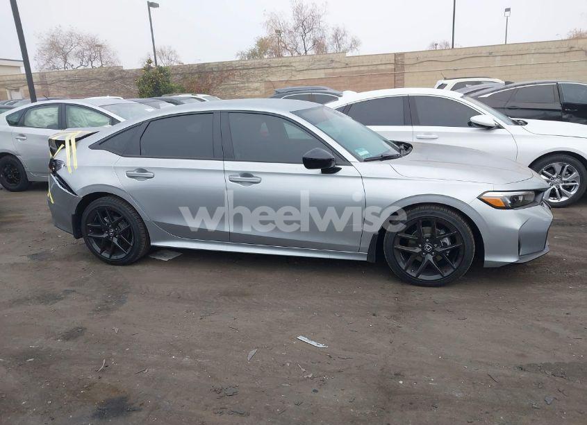 Photo 13 of 2025 Honda Civic SPORT (VIN 2HGFE2F56SH541192)