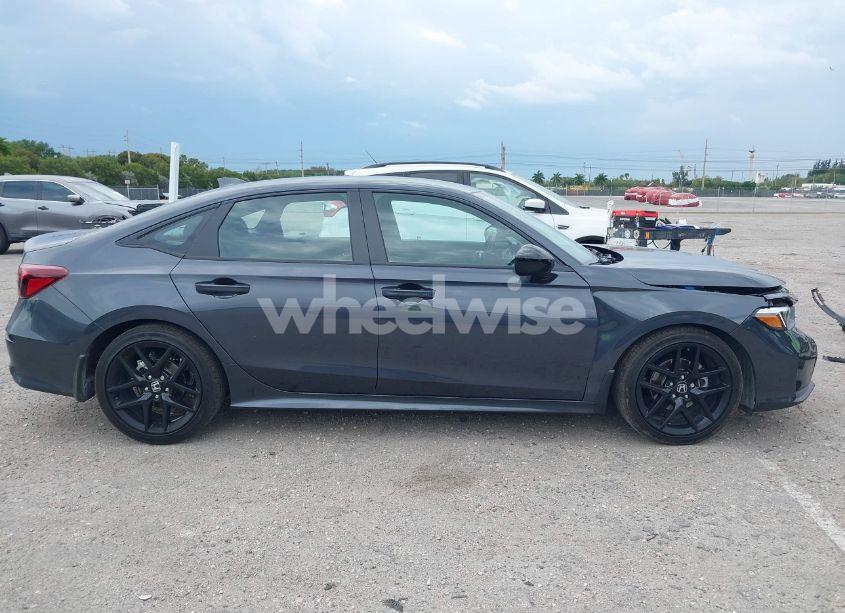 Photo 13 of 2025 Honda Civic SPORT (VIN 2HGFE2F56SH546313)