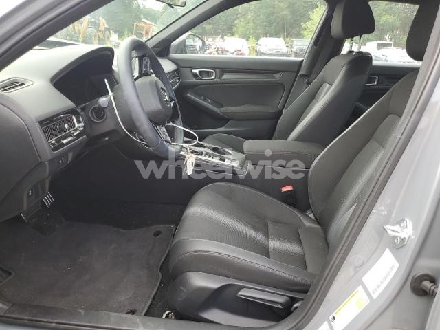 Photo 4 of 2025 HONDA CIVIC SPORT (VIN 2HGFE2F56SH563905)