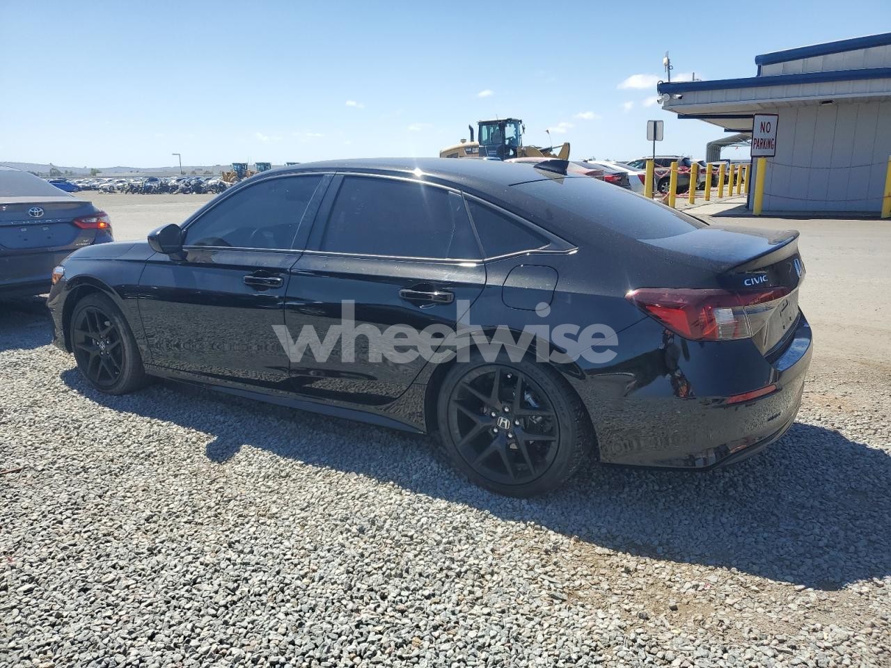 Photo 2 of 2025 HONDA CIVIC SPORT (VIN 2HGFE2F56SH586472)