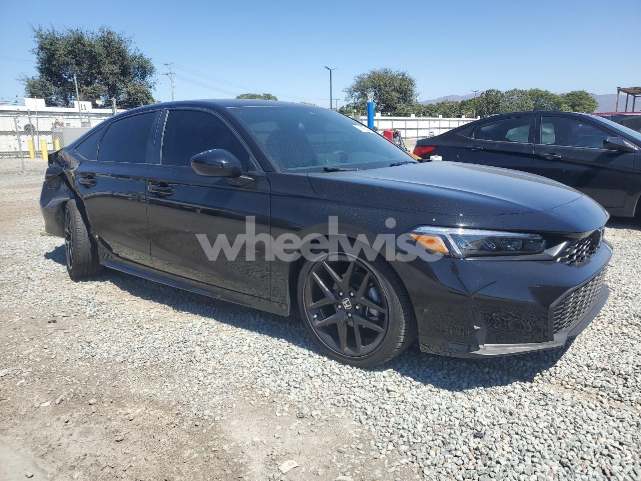 Photo 4 of 2025 HONDA CIVIC SPORT (VIN 2HGFE2F56SH586472)