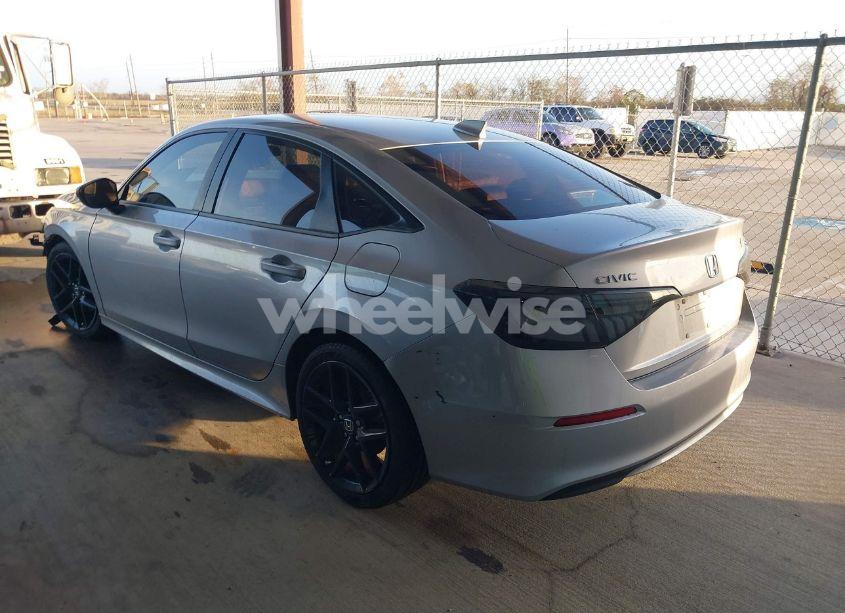 Photo 3 of 2022 Honda Civic SPORT (VIN 2HGFE2F57NH523840)