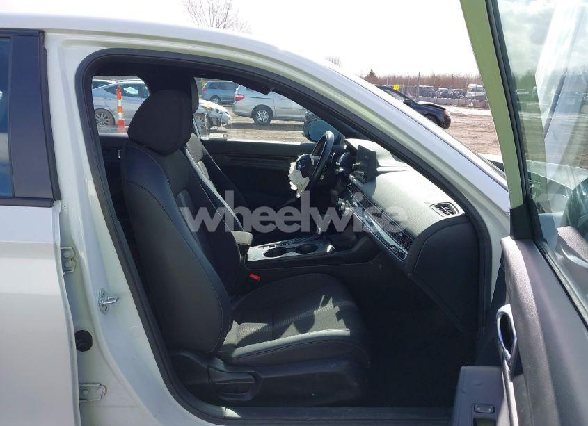 Photo 5 of 2022 Honda Civic SPORT (VIN 2HGFE2F57NH547586)