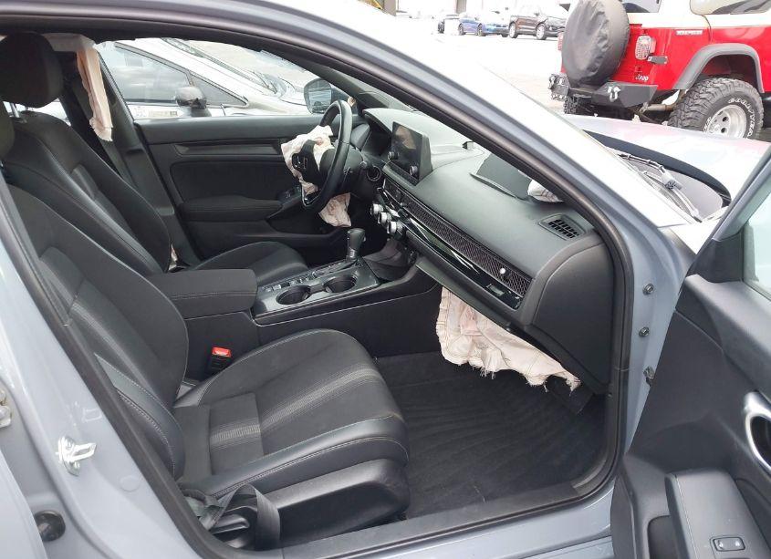 Photo 5 of 2022 Honda Civic SPORT (VIN 2HGFE2F57NH580331)