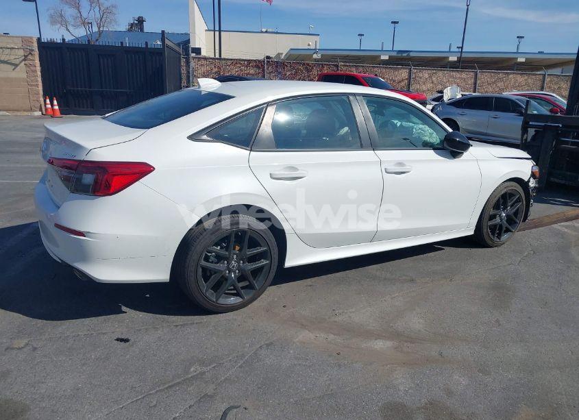 Photo 4 of 2022 Honda Civic SPORT (VIN 2HGFE2F57NH597470)