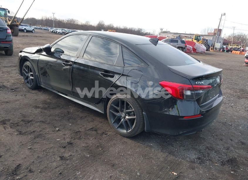 Photo 3 of 2022 Honda Civic SPORT (VIN 2HGFE2F57NH605390)