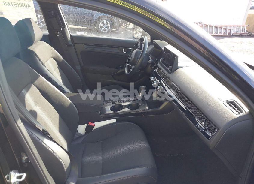 Photo 5 of 2022 Honda Civic SPORT (VIN 2HGFE2F57NH609312)