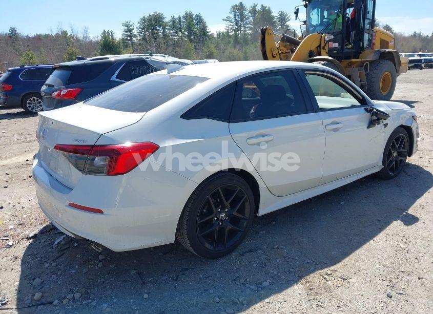 Photo 4 of 2024 Honda Civic SPORT (VIN 2HGFE2F57RH532687)