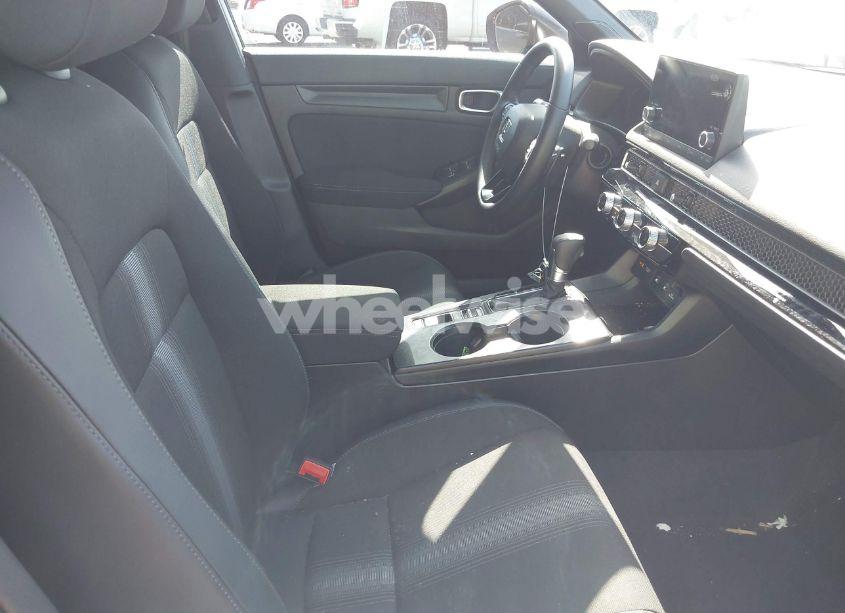 Photo 5 of 2025 Honda Civic SPORT (VIN 2HGFE2F57SH522960)