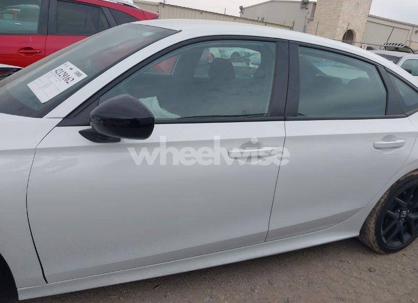 Photo 14 of 2024 Honda Civic SPORT (VIN 2HGFE2F58RH589187)