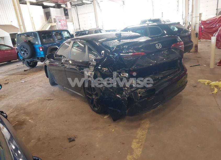 Photo 3 of 2024 Honda Civic SPORT (VIN 2HGFE2F58RH589660)