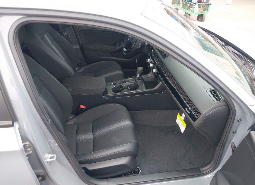 Photo 5 of 2025 Honda Civic SPORT (VIN 2HGFE2F58SH503852)