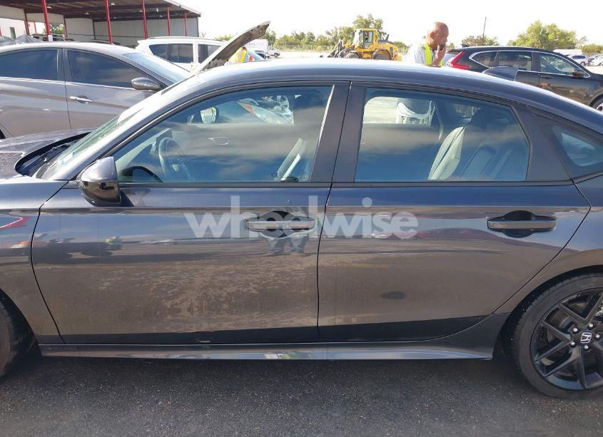 Photo 14 of 2025 Honda Civic SPORT (VIN 2HGFE2F58SH556809)